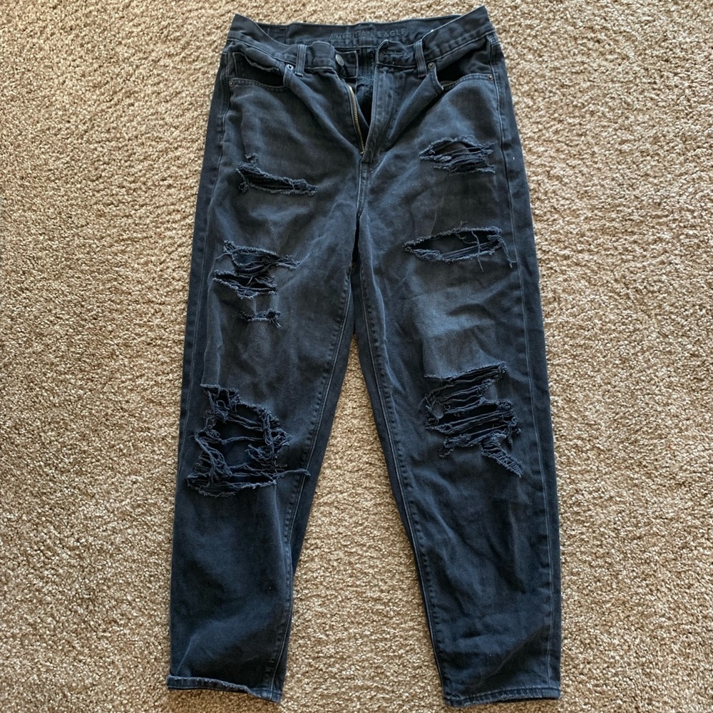 American eagle ripped jeans